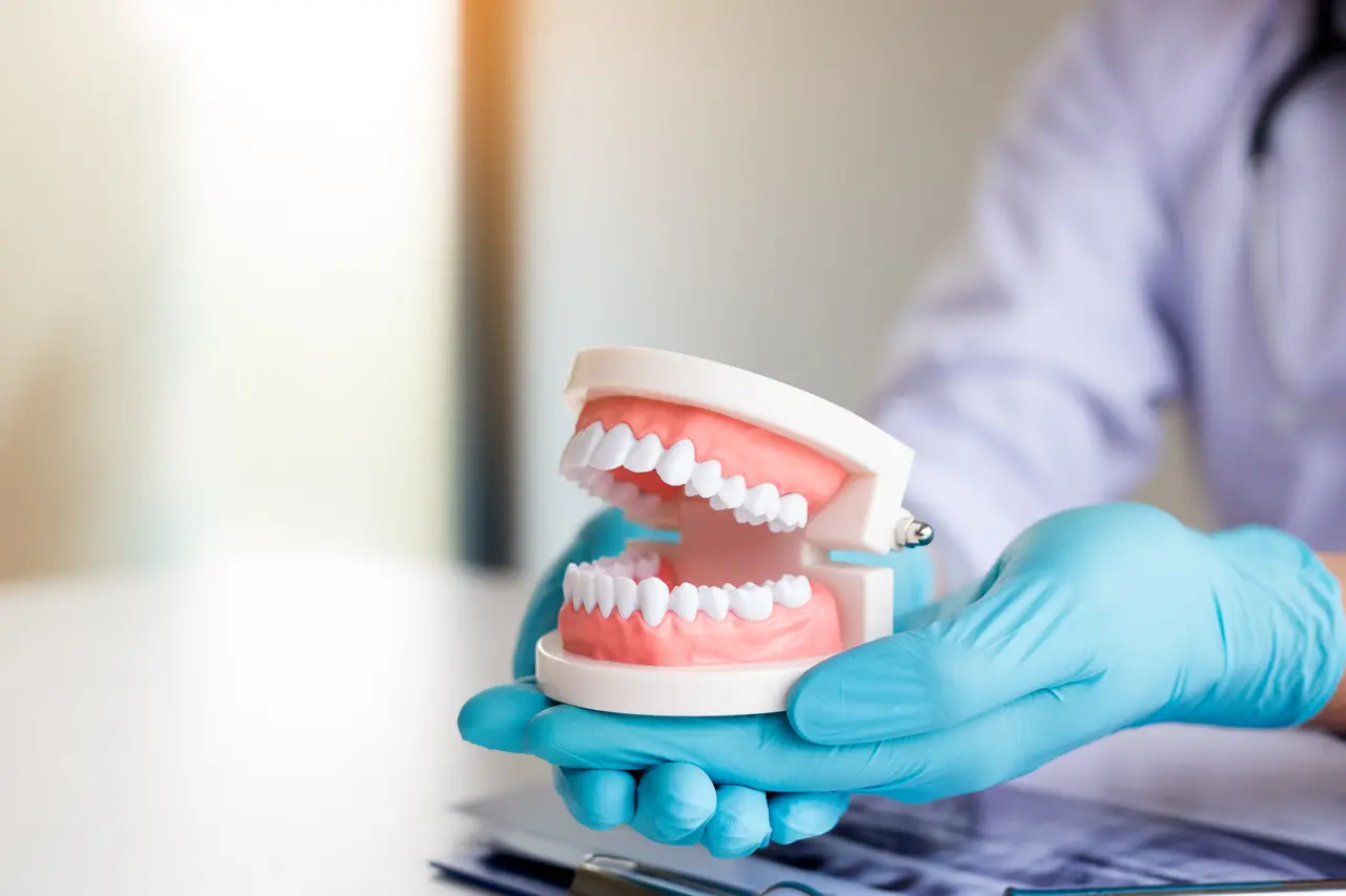 Full & Partial Dentures